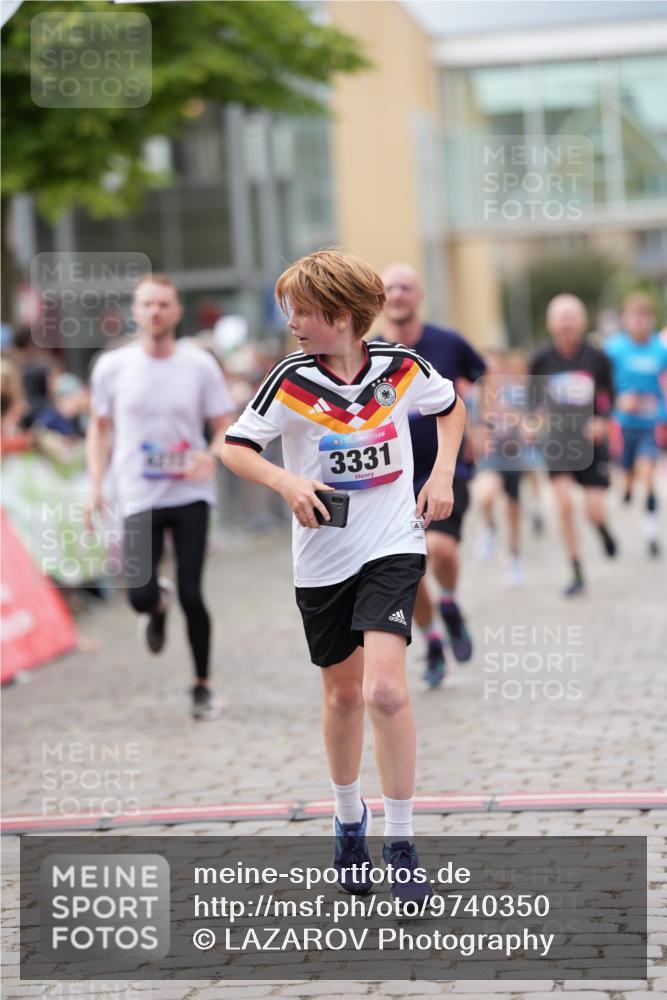 12.06.2026 - Holstenköstenlauf LAZAROV Photography http://msf.ph/oto/9740350 12.06.2026 17:58:51 Laufen 3296, 3298, 3331, 3402, 3517, 3901, 4054, 4272, 4521, 4694 meine-sportfotos.de