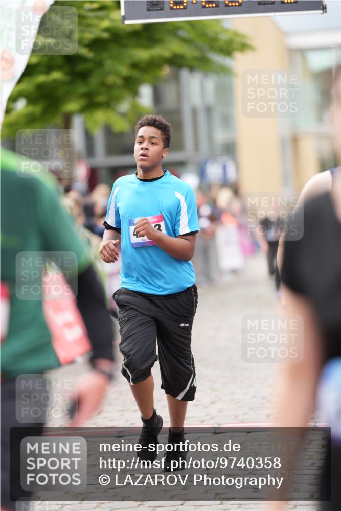 12.06.2026 - Holstenköstenlauf LAZAROV Photography http://msf.ph/oto/9740358 12.06.2026 17:58:43 Laufen 3153, 3296, 3298, 3462, 3517, 4045, 4103, 4319, 4694, 4740, 4893 meine-sportfotos.de