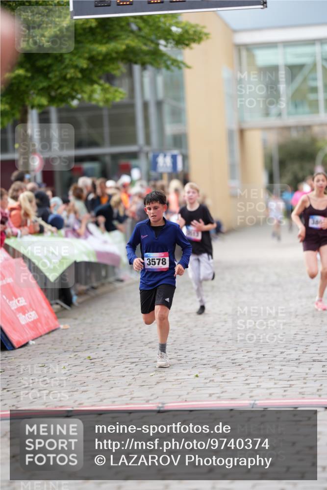 12.06.2026 - Holstenköstenlauf LAZAROV Photography http://msf.ph/oto/9740374 12.06.2026 17:58:29 Laufen 3370, 3457, 3513, 3578, 3861, 4234, 4295, 4310, 4458, 4459, 4779 meine-sportfotos.de
