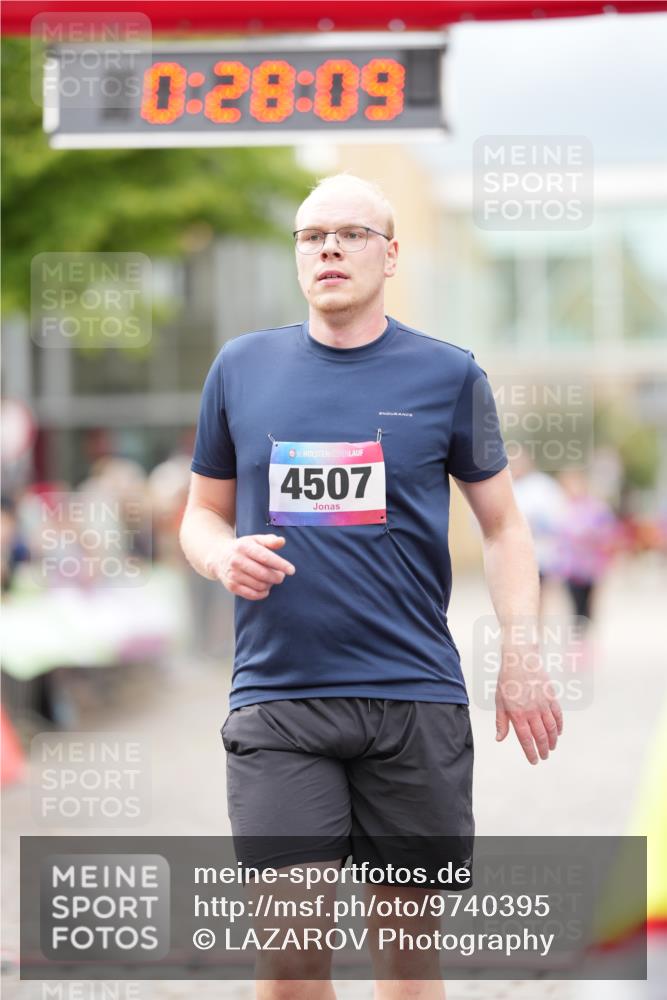 12.06.2026 - Holstenköstenlauf LAZAROV Photography http://msf.ph/oto/9740395 12.06.2026 17:58:07 Laufen 3303, 3312, 3747, 3880, 3894, 4033, 4507 meine-sportfotos.de