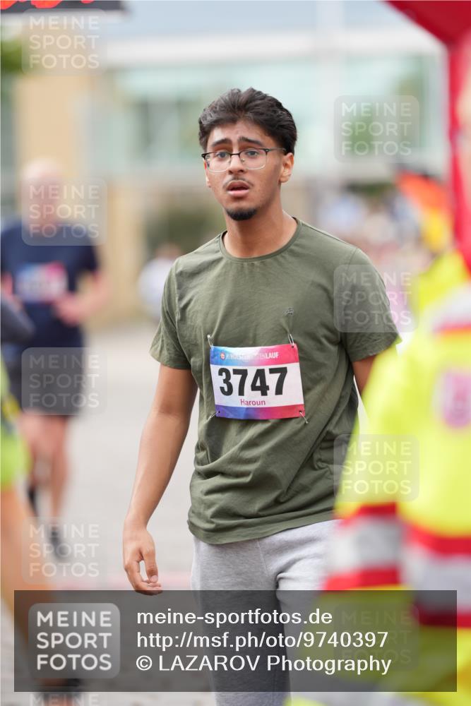 12.06.2026 - Holstenköstenlauf LAZAROV Photography http://msf.ph/oto/9740397 12.06.2026 17:58:05 Laufen 3303, 3312, 3747, 3869, 3880, 3894, 4033, 4220, 4507, 4585, 4660, 4910 meine-sportfotos.de