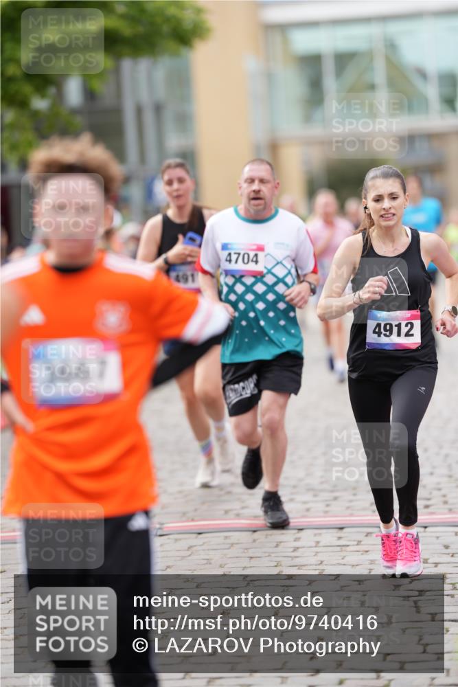 12.06.2026 - Holstenköstenlauf LAZAROV Photography http://msf.ph/oto/9740416 12.06.2026 17:57:52 Laufen 3248, 3571, 3667, 3752, 4007, 4071, 4704, 4782, 4911, 4912 meine-sportfotos.de