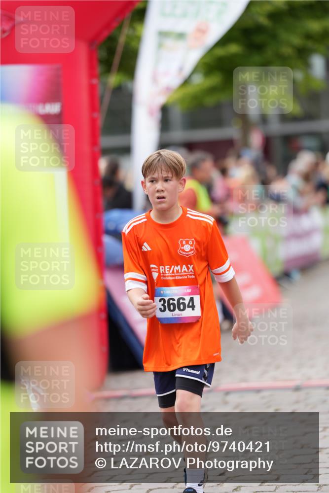 12.06.2026 - Holstenköstenlauf LAZAROV Photography http://msf.ph/oto/9740421 12.06.2026 17:57:46 Laufen 3318, 3664, 3667, 3752, 3814, 4071, 4503, 4726 meine-sportfotos.de
