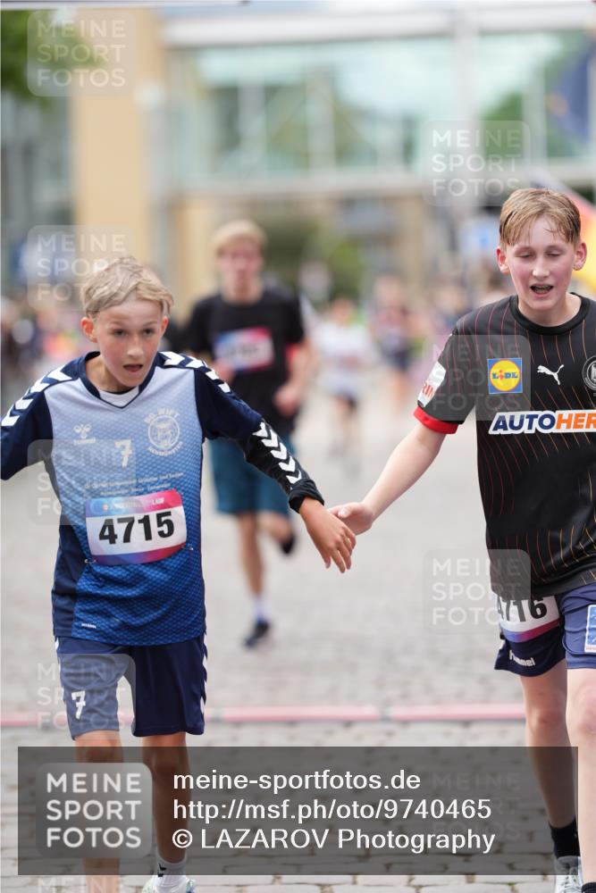12.06.2026 - Holstenköstenlauf LAZAROV Photography http://msf.ph/oto/9740465 12.06.2026 17:57:07 Laufen 3542, 3600, 3927, 4715, 4716, 4783 meine-sportfotos.de