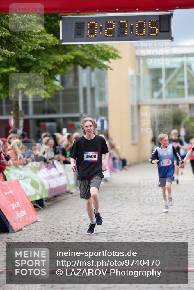 12.06.2026 - Holstenköstenlauf LAZAROV Photography http://msf.ph/oto/9740470 12.06.2026 17:57:03 Laufen 3600, 4715, 4716 meine-sportfotos.de