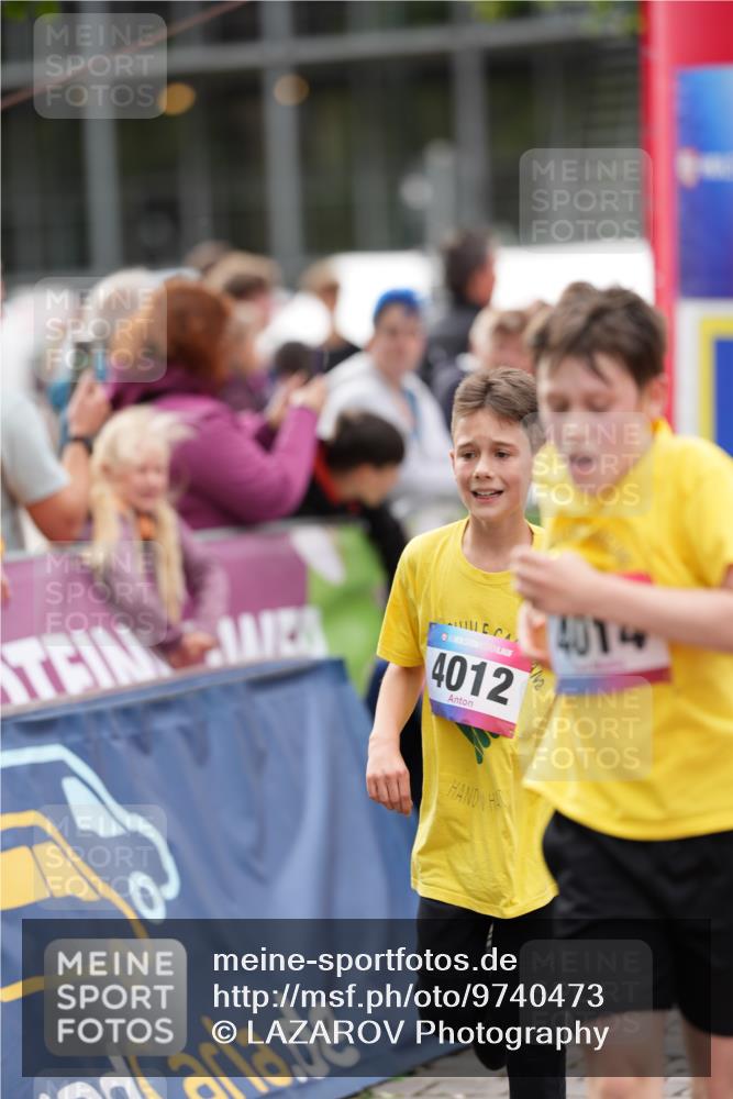 12.06.2026 - Holstenköstenlauf LAZAROV Photography http://msf.ph/oto/9740473 12.06.2026 17:56:57 Laufen 3635, 4012, 4014 meine-sportfotos.de