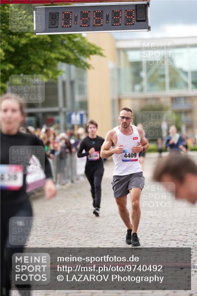 12.06.2026 - Holstenköstenlauf LAZAROV Photography http://msf.ph/oto/9740492 12.06.2026 17:56:37 Laufen 3692, 3812, 4098, 4106, 4409, 4464, 4506, 4839 meine-sportfotos.de