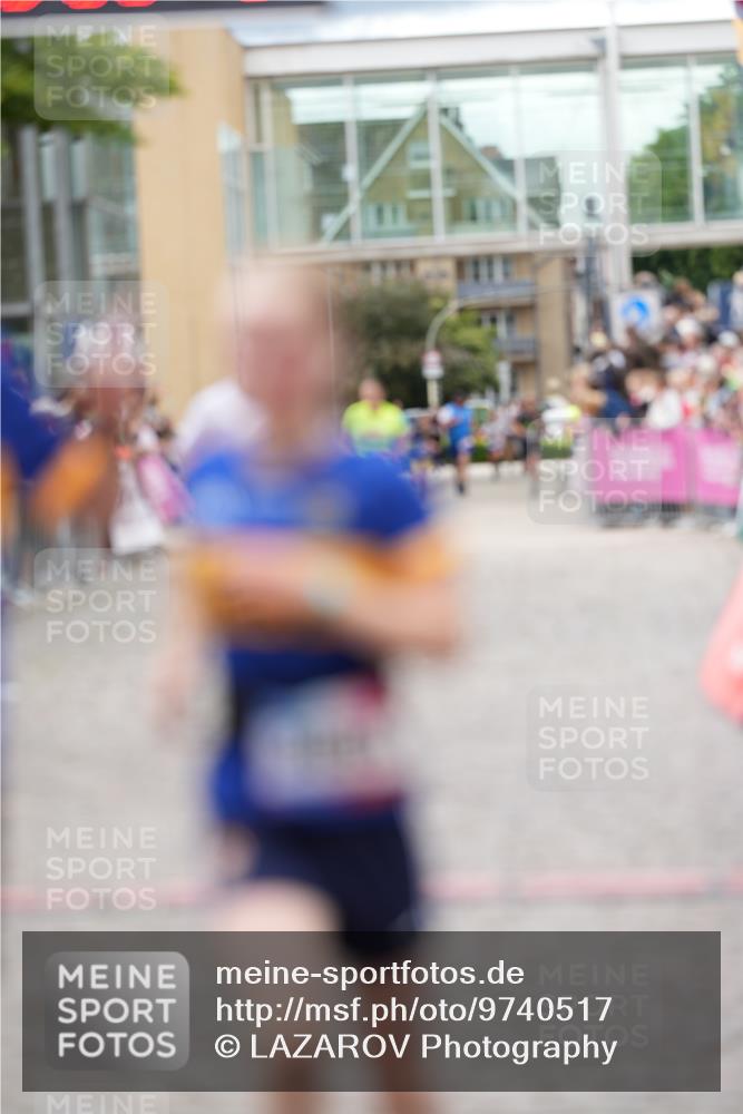 12.06.2026 - Holstenköstenlauf LAZAROV Photography http://msf.ph/oto/9740517 12.06.2026 17:56:16 Laufen 3829, 3854, 3855, 3895, 3962, 4813 meine-sportfotos.de