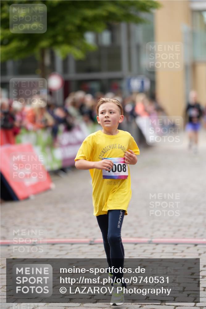 12.06.2026 - Holstenköstenlauf LAZAROV Photography http://msf.ph/oto/9740531 12.06.2026 17:56:04 Laufen 3985, 4008, 4231, 4232, 4277, 4287, 4454, 4853, 4863 meine-sportfotos.de
