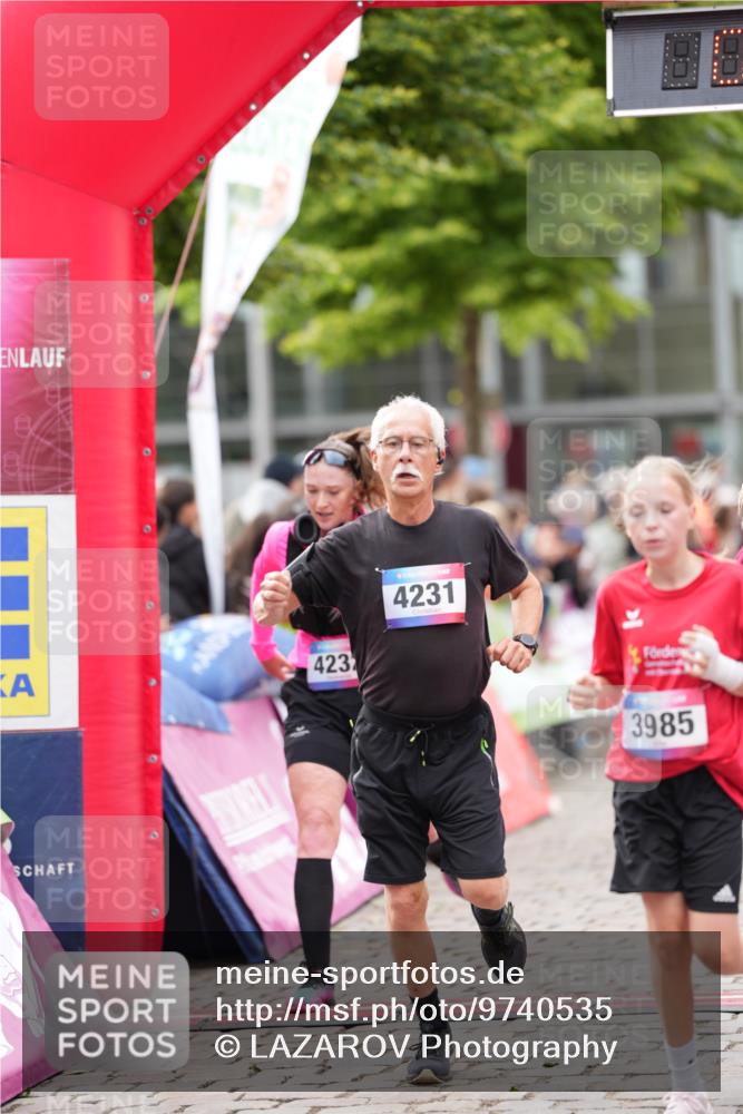 12.06.2026 - Holstenköstenlauf LAZAROV Photography http://msf.ph/oto/9740535 12.06.2026 17:56:00 Laufen 3013, 3964, 3985, 4008, 4231, 4232, 4277, 4287, 4853, 4863 meine-sportfotos.de