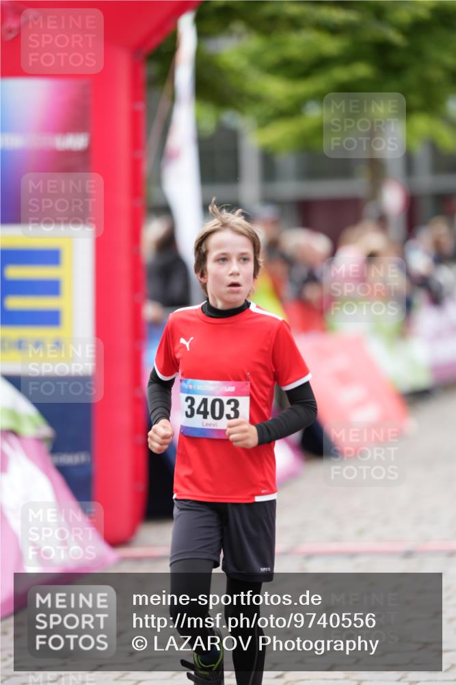 12.06.2026 - Holstenköstenlauf LAZAROV Photography http://msf.ph/oto/9740556 12.06.2026 17:55:40 Laufen 3048, 3258, 3403, 3604, 3982, 3990, 4032, 4290 meine-sportfotos.de