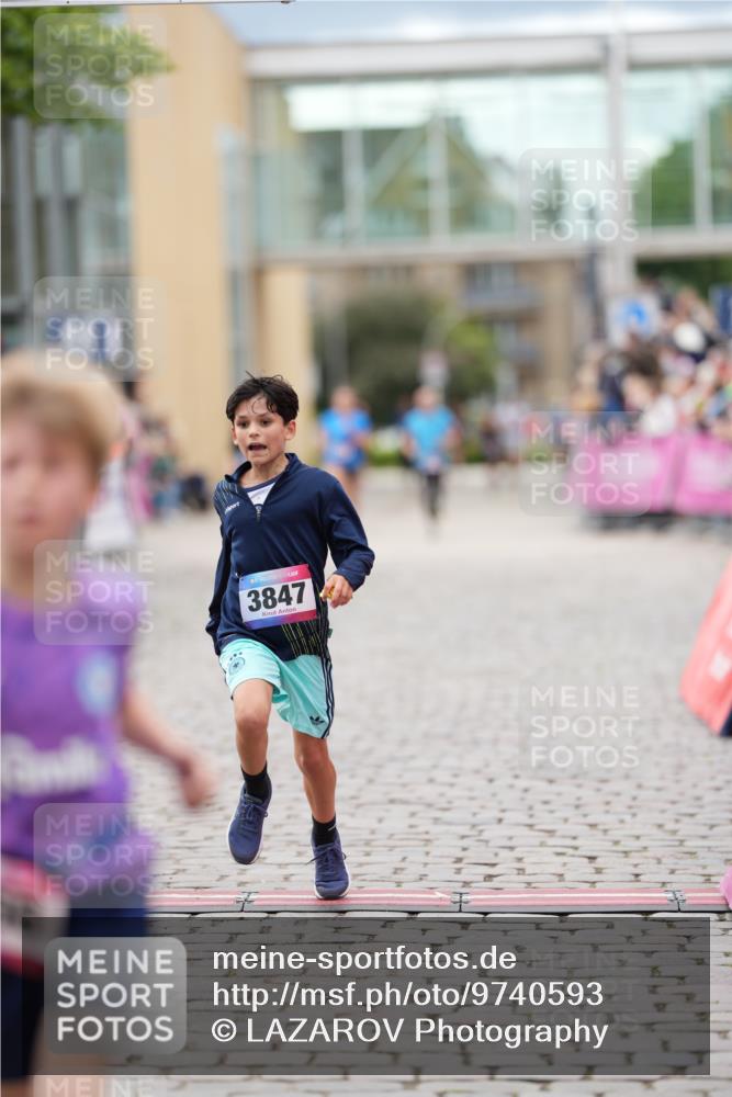 12.06.2026 - Holstenköstenlauf LAZAROV Photography http://msf.ph/oto/9740593 12.06.2026 17:54:58 Laufen 3847, 3966 meine-sportfotos.de