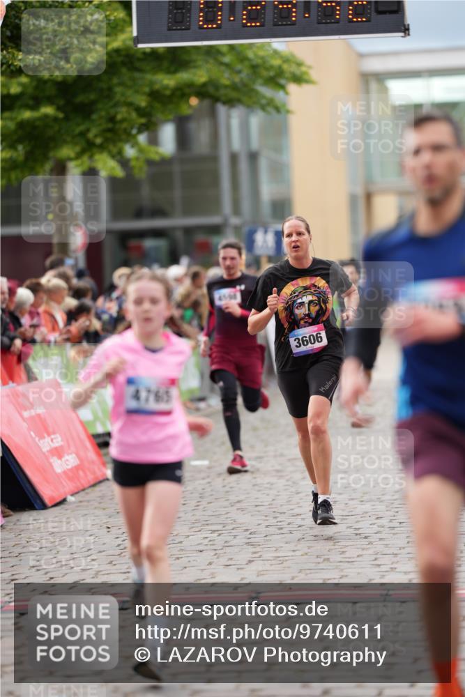 12.06.2026 - Holstenköstenlauf LAZAROV Photography http://msf.ph/oto/9740611 12.06.2026 17:54:40 Laufen 3363, 3532, 3576, 3606, 3851, 3970, 4011, 4203, 4509, 4510, 4598, 4674, 4765, 4788, 4898 meine-sportfotos.de