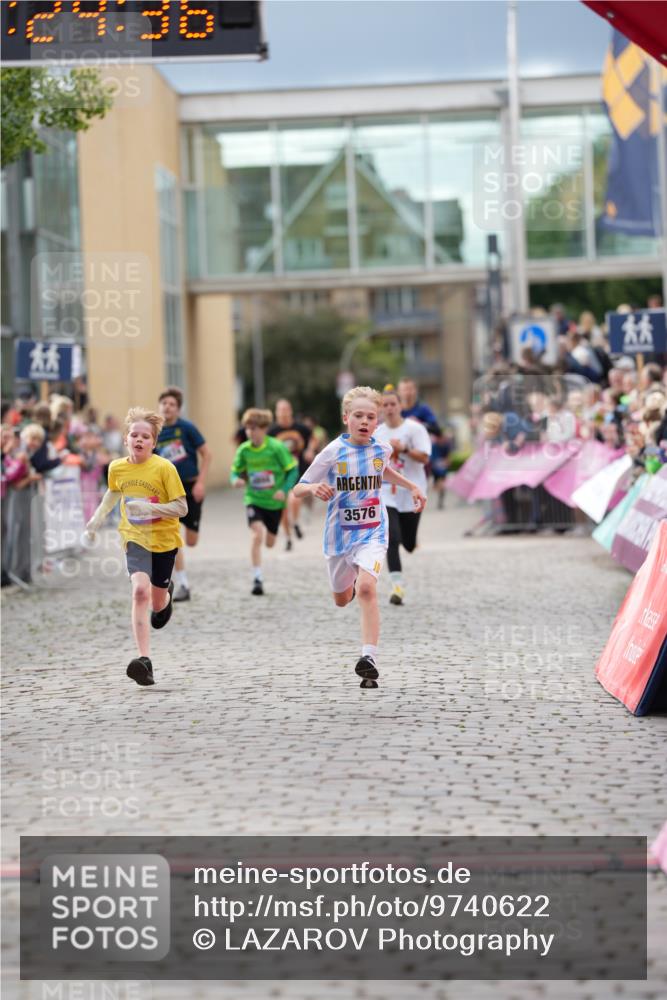 12.06.2026 - Holstenköstenlauf LAZAROV Photography http://msf.ph/oto/9740622 12.06.2026 17:54:34 Laufen 3576, 3970, 4011, 4035, 4674, 4898 meine-sportfotos.de