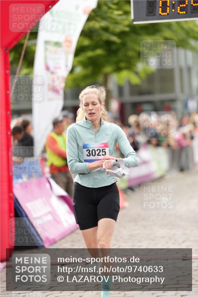 12.06.2026 - Holstenköstenlauf LAZAROV Photography http://msf.ph/oto/9740633 12.06.2026 17:54:21 Laufen 3025, 3745, 3882, 4484, 4713 meine-sportfotos.de