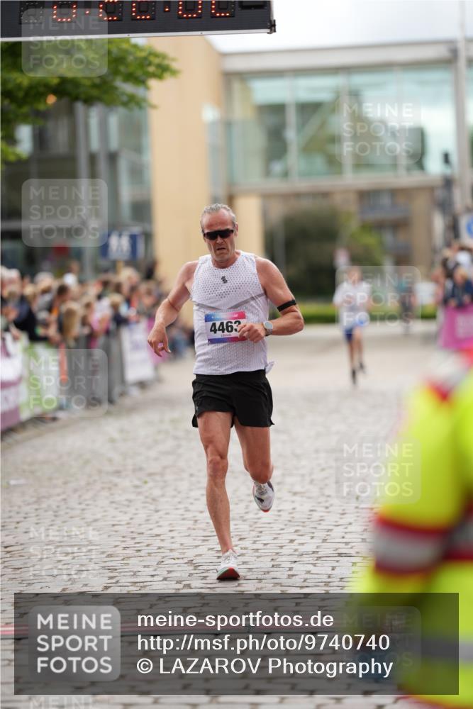 12.06.2026 - Holstenköstenlauf LAZAROV Photography http://msf.ph/oto/9740740 12.06.2026 17:52:00 Laufen 3334, 4463 meine-sportfotos.de