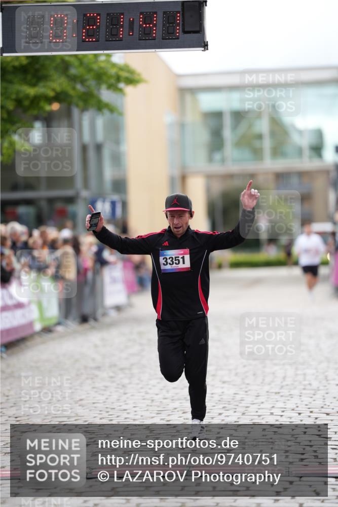 12.06.2026 - Holstenköstenlauf LAZAROV Photography http://msf.ph/oto/9740751 12.06.2026 17:51:39 Laufen 3351 meine-sportfotos.de