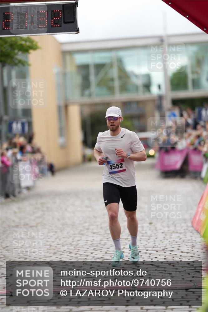 12.06.2026 - Holstenköstenlauf LAZAROV Photography http://msf.ph/oto/9740756 12.06.2026 17:51:30 Laufen 3953, 4552 meine-sportfotos.de