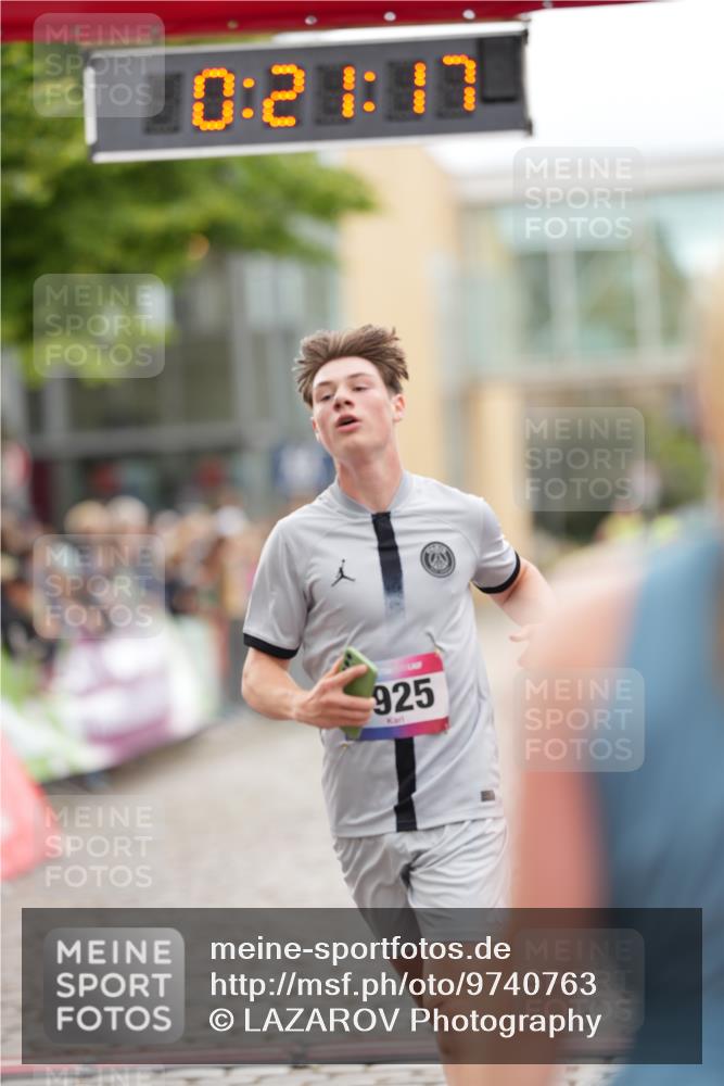 12.06.2026 - Holstenköstenlauf LAZAROV Photography http://msf.ph/oto/9740763 12.06.2026 17:51:15 Laufen 3925, 4662 meine-sportfotos.de