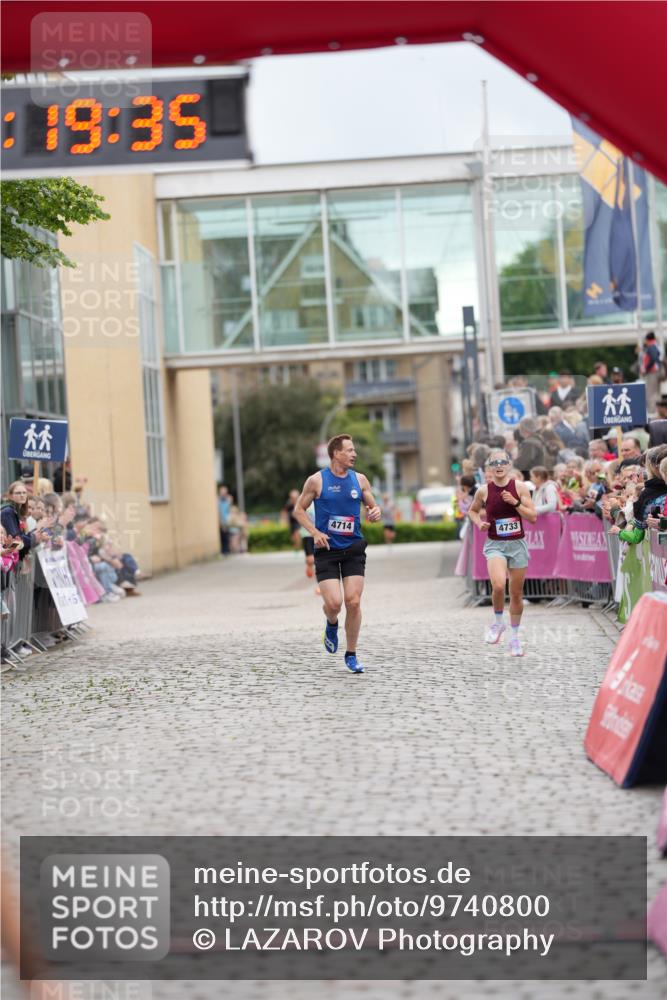 12.06.2026 - Holstenköstenlauf LAZAROV Photography http://msf.ph/oto/9740800 12.06.2026 17:49:33 Laufen 3928, 4519, 4733 meine-sportfotos.de
