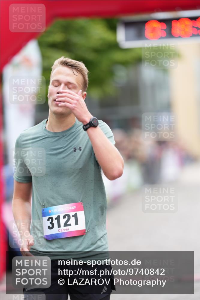 12.06.2026 - Holstenköstenlauf LAZAROV Photography http://msf.ph/oto/9740842 12.06.2026 17:48:49 Laufen 3121, 3301, 4202 meine-sportfotos.de