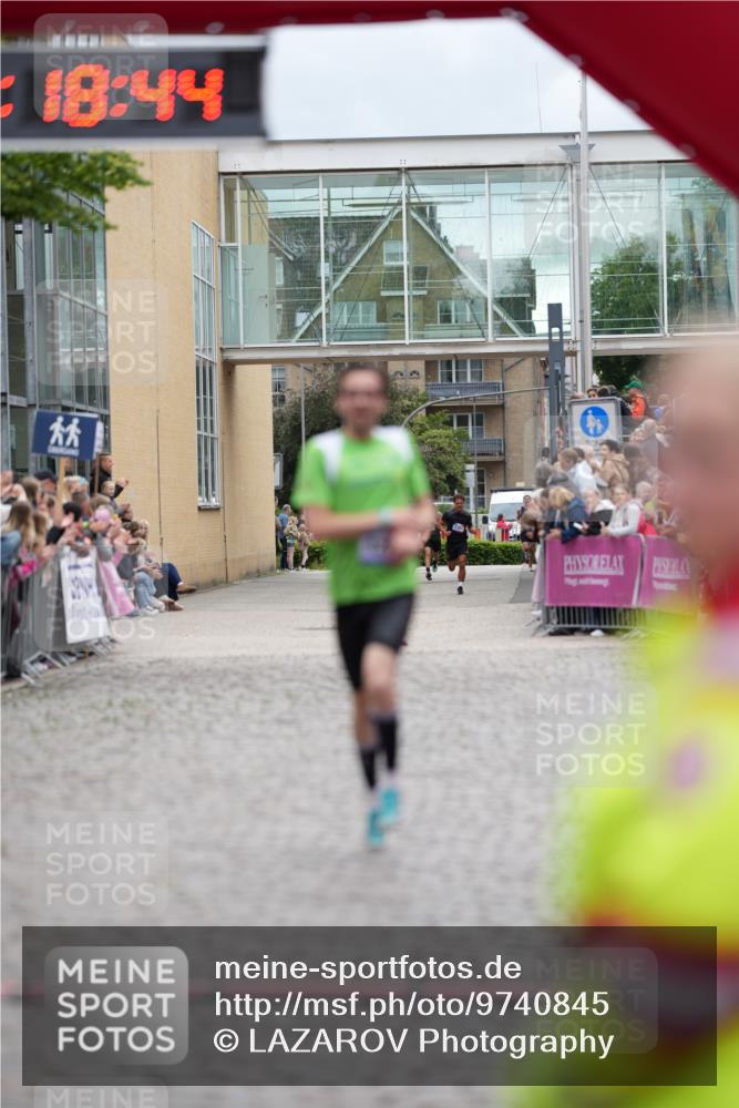 12.06.2026 - Holstenköstenlauf LAZAROV Photography http://msf.ph/oto/9740845 12.06.2026 17:48:42 Laufen 3438, 4202 meine-sportfotos.de