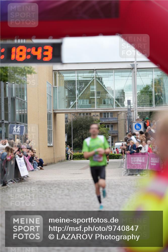 12.06.2026 - Holstenköstenlauf LAZAROV Photography http://msf.ph/oto/9740847 12.06.2026 17:48:41 Laufen 3311, 3314, 3438, 4202 meine-sportfotos.de