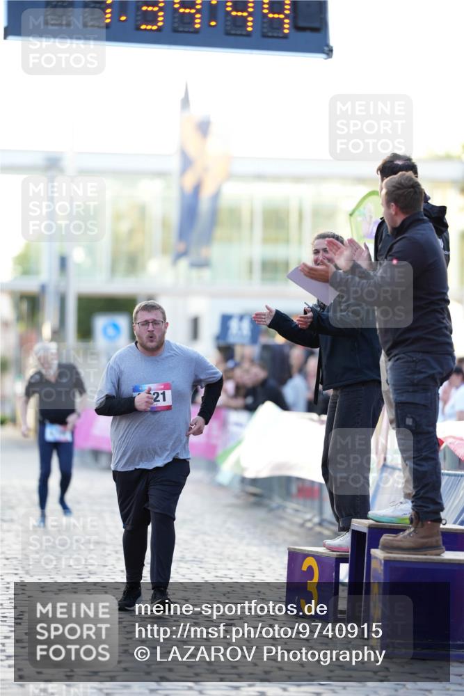12.06.2026 - Holstenköstenlauf LAZAROV Photography http://msf.ph/oto/9740915 12.06.2026 20:34:42 Laufen 21, 3, 3221 meine-sportfotos.de