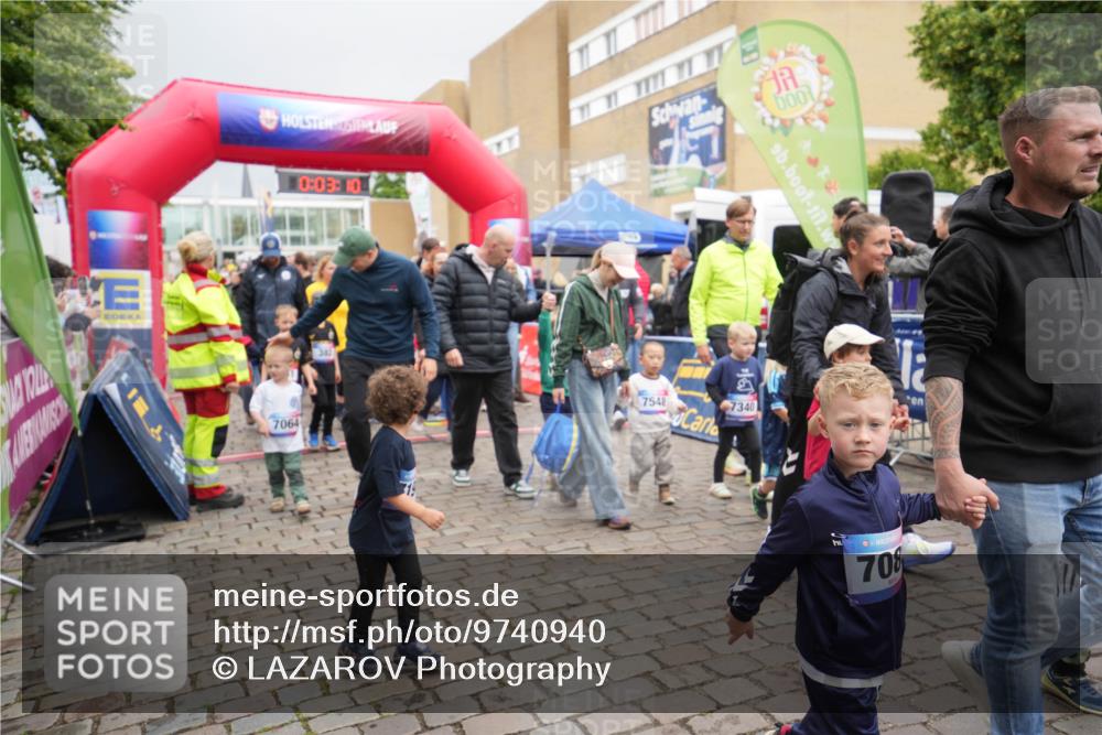 12.06.2026 - Holstenköstenlauf LAZAROV Photography http://msf.ph/oto/9740940 12.06.2026 15:03:10 Laufen 0, 03, 10, 7064, 382, 600, 7548, 7340, 36, 708 meine-sportfotos.de