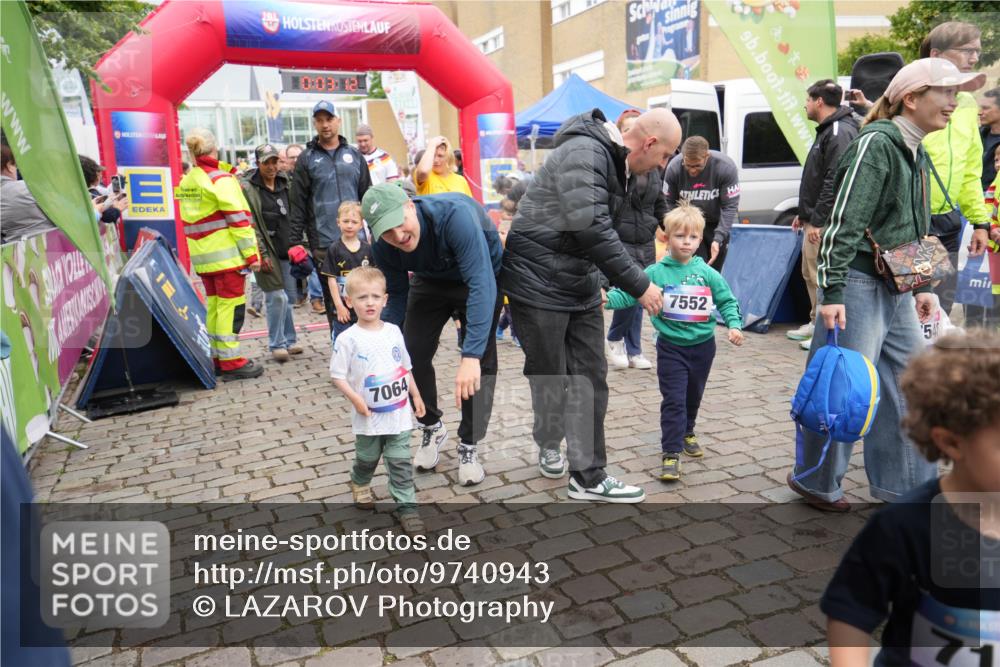 12.06.2026 - Holstenköstenlauf LAZAROV Photography http://msf.ph/oto/9740943 12.06.2026 15:03:13 Laufen 10, 03, 12, 7064, 7552, 54 meine-sportfotos.de