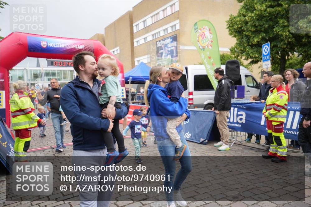 12.06.2026 - Holstenköstenlauf LAZAROV Photography http://msf.ph/oto/9740961 12.06.2026 15:03:45 Laufen 10, 09, 9, 600, 703, 7138, 2 meine-sportfotos.de