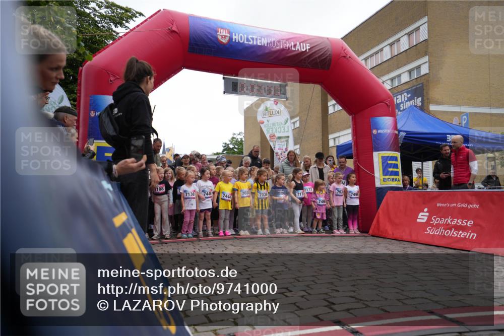 12.06.2026 - Holstenköstenlauf LAZAROV Photography http://msf.ph/oto/9741000 12.06.2026 15:10:31 Laufen 188, 7172, 753, 7130, 7449, 7035, 7444, 7036, 7171, 7499, 7490 meine-sportfotos.de