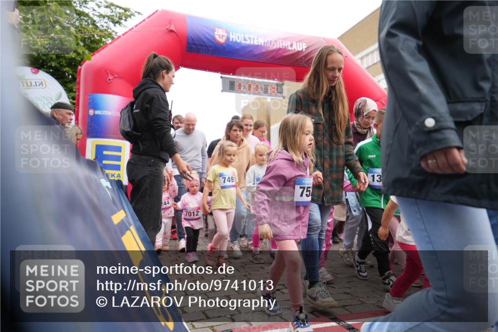 12.06.2026 - Holstenköstenlauf LAZAROV Photography http://msf.ph/oto/9741013 12.06.2026 15:10:49 Laufen 7491, 244, 7012, 75, 13 meine-sportfotos.de