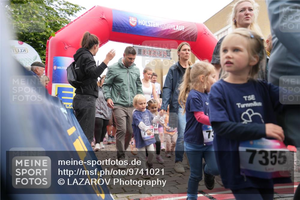 12.06.2026 - Holstenköstenlauf LAZAROV Photography http://msf.ph/oto/9741021 12.06.2026 15:10:59 Laufen 16, 77, 73, 73, 7355 meine-sportfotos.de