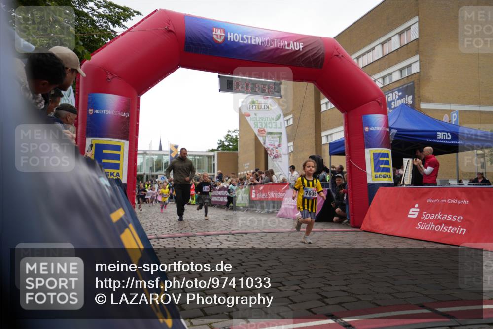 12.06.2026 - Holstenköstenlauf LAZAROV Photography http://msf.ph/oto/9741033 12.06.2026 15:12:12 Laufen 7100, 7036 meine-sportfotos.de