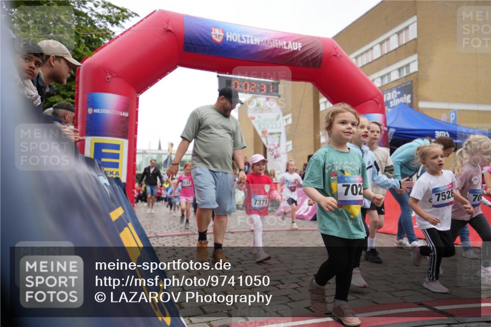 12.06.2026 - Holstenköstenlauf LAZAROV Photography http://msf.ph/oto/9741050 12.06.2026 15:13:02 Laufen 7122, 0, 02, 3, 7371, 7095, 36, 702, 7528, 70 meine-sportfotos.de