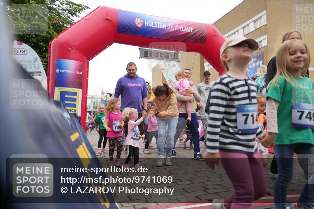 12.06.2026 - Holstenköstenlauf LAZAROV Photography http://msf.ph/oto/9741069 12.06.2026 15:13:42 Laufen 749, 701, 714, 749 meine-sportfotos.de