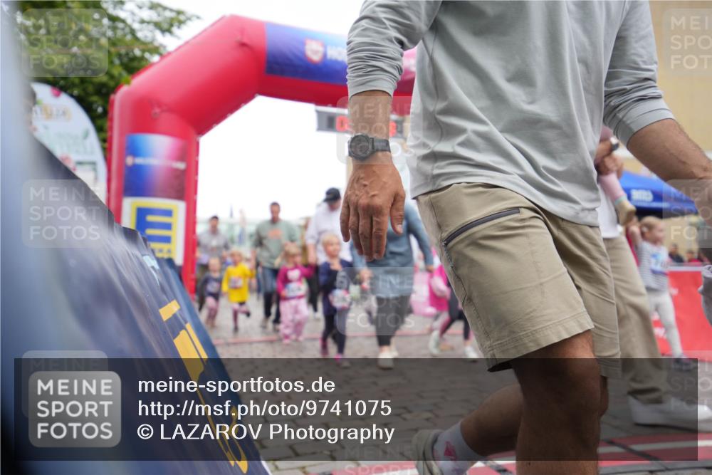 12.06.2026 - Holstenköstenlauf LAZAROV Photography http://msf.ph/oto/9741075 12.06.2026 15:13:59 Laufen  meine-sportfotos.de