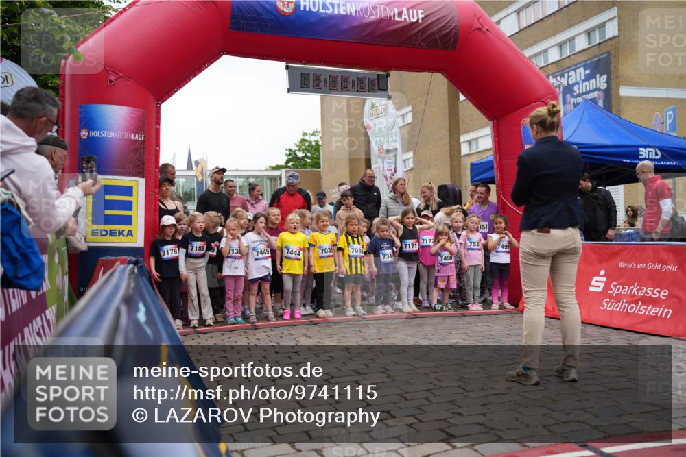 12.06.2026 - Holstenköstenlauf LAZAROV Photography http://msf.ph/oto/9741115 12.06.2026 15:09:27 Laufen 1, 1, 7172, 7179, 7188, 7171, 7531, 130, 7449, 7444, 7035, 7036, 7499, 7342, 7490 meine-sportfotos.de