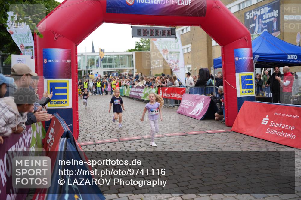12.06.2026 - Holstenköstenlauf LAZAROV Photography http://msf.ph/oto/9741116 12.06.2026 15:12:05 Laufen 4000, 7458, 25, 26, 1997, 7110 meine-sportfotos.de