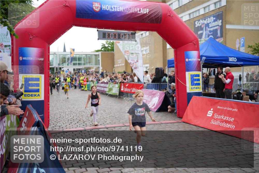 12.06.2026 - Holstenköstenlauf LAZAROV Photography http://msf.ph/oto/9741119 12.06.2026 15:12:08 Laufen 7171, 7458 meine-sportfotos.de