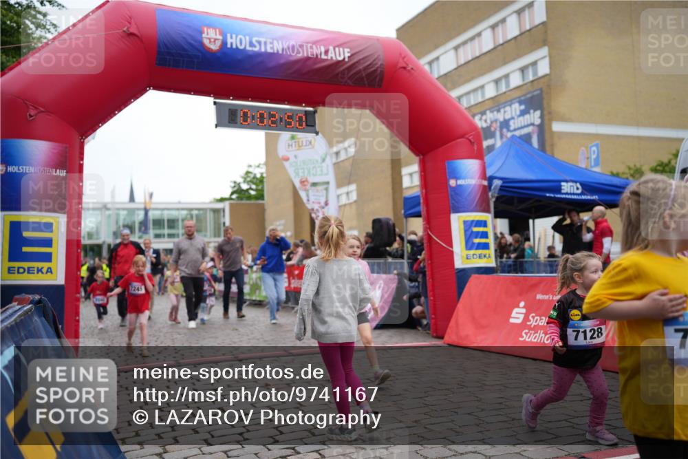 12.06.2026 - Holstenköstenlauf LAZAROV Photography http://msf.ph/oto/9741167 12.06.2026 15:13:21 Laufen 7245, 10, 02, 50, 7128 meine-sportfotos.de