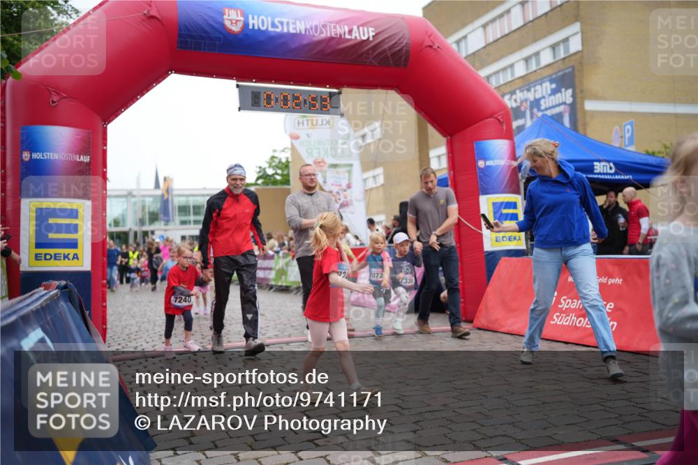 12.06.2026 - Holstenköstenlauf LAZAROV Photography http://msf.ph/oto/9741171 12.06.2026 15:13:24 Laufen 7240, 20, 01, 72, 7072, 7338 meine-sportfotos.de