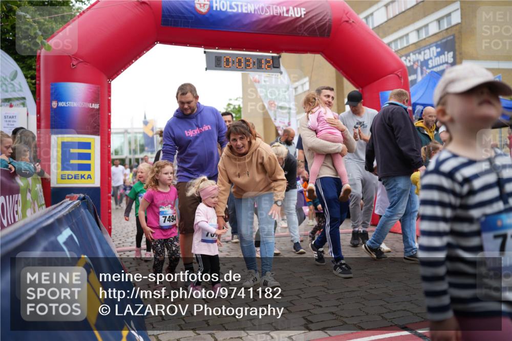 12.06.2026 - Holstenköstenlauf LAZAROV Photography http://msf.ph/oto/9741182 12.06.2026 15:13:43 Laufen 19, 00, 7494 meine-sportfotos.de