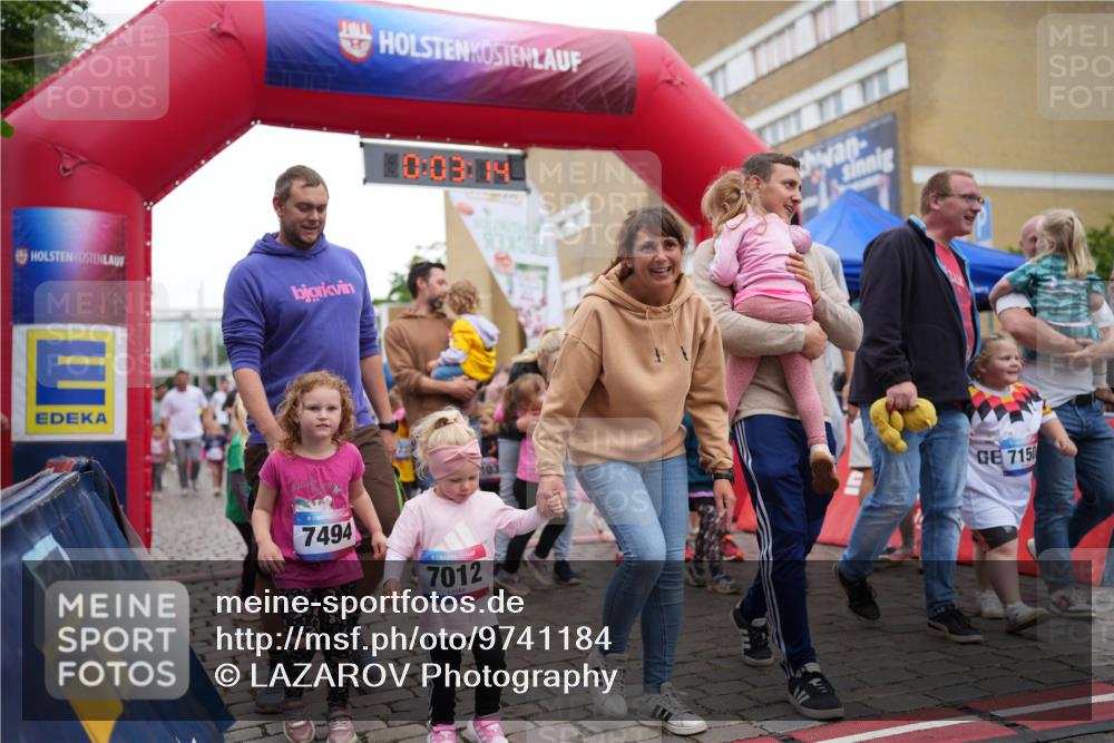 12.06.2026 - Holstenköstenlauf LAZAROV Photography http://msf.ph/oto/9741184 12.06.2026 15:13:45 Laufen 10, 03, 7494, 7012, 103, 7150 meine-sportfotos.de