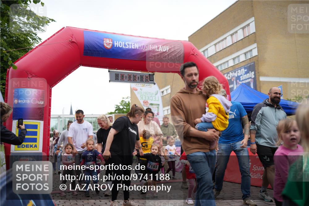 12.06.2026 - Holstenköstenlauf LAZAROV Photography http://msf.ph/oto/9741188 12.06.2026 15:13:49 Laufen 7451, 7357, 165, 7046, 7103 meine-sportfotos.de