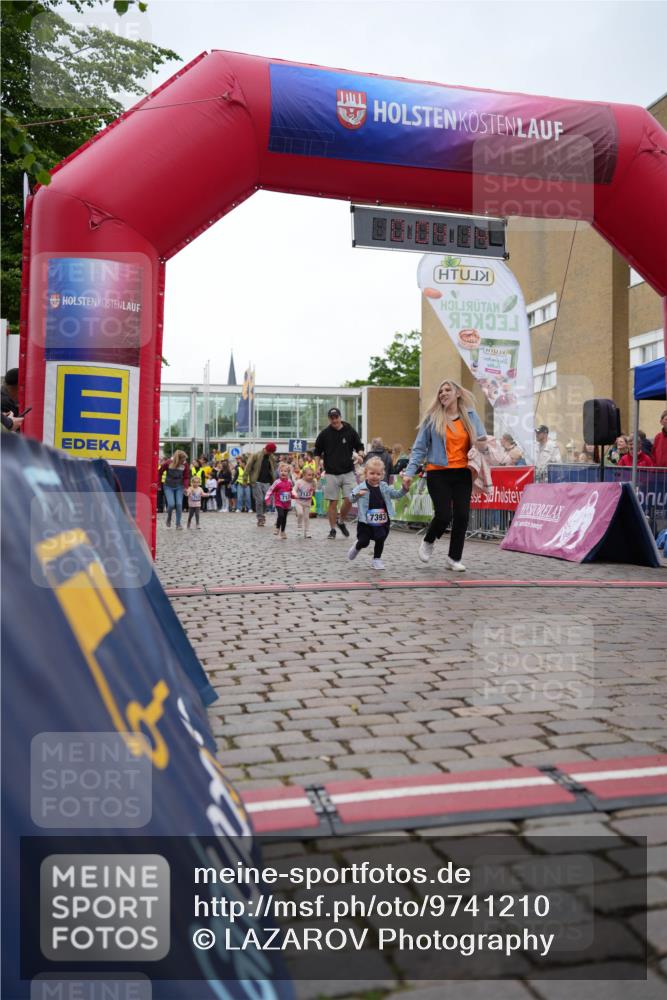12.06.2026 - Holstenköstenlauf LAZAROV Photography http://msf.ph/oto/9741210 12.06.2026 15:14:44 Laufen 7393 meine-sportfotos.de