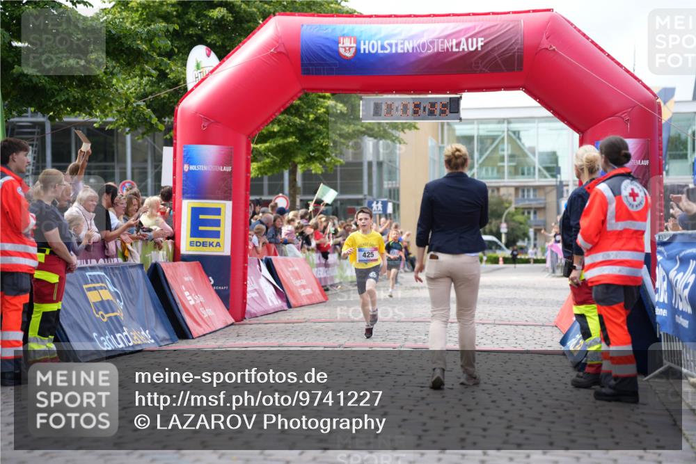 12.06.2026 - Holstenköstenlauf LAZAROV Photography http://msf.ph/oto/9741227 12.06.2026 15:35:48 Laufen 425, 1401, 1510 meine-sportfotos.de