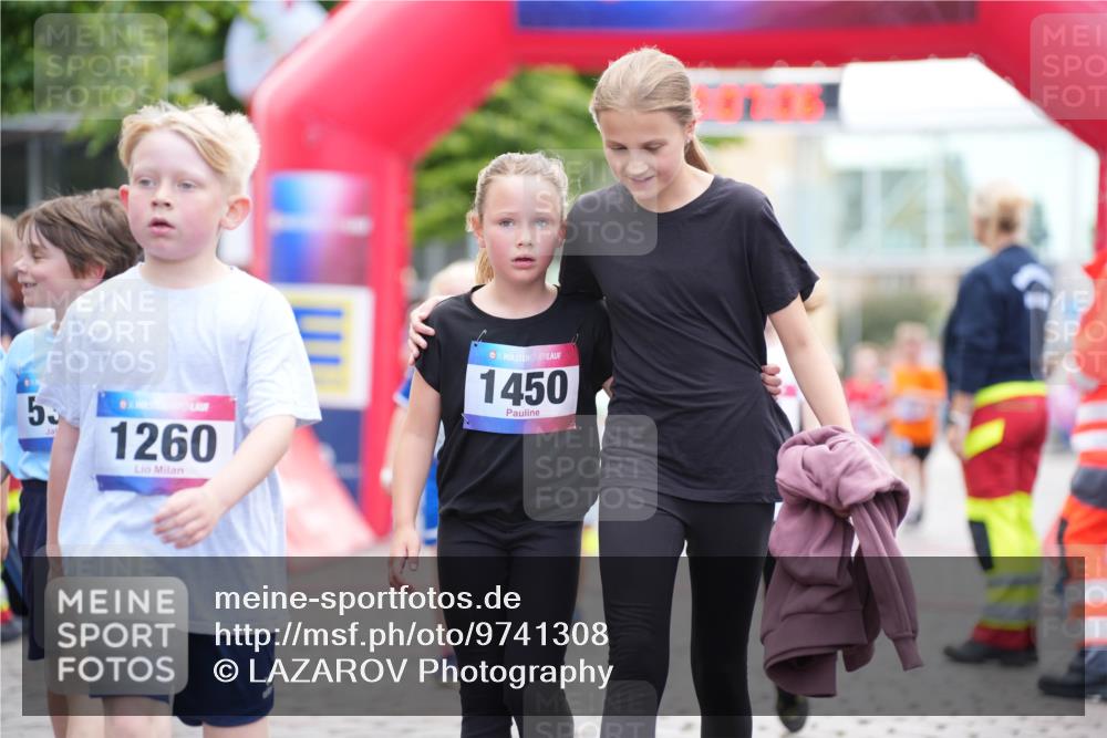 12.06.2026 - Holstenköstenlauf LAZAROV Photography http://msf.ph/oto/9741308 12.06.2026 15:37:09 Laufen 53, 1260, 36, 1450, 56, 81, 91, 187, 365, 530, 535, 762, 768, 1417 meine-sportfotos.de