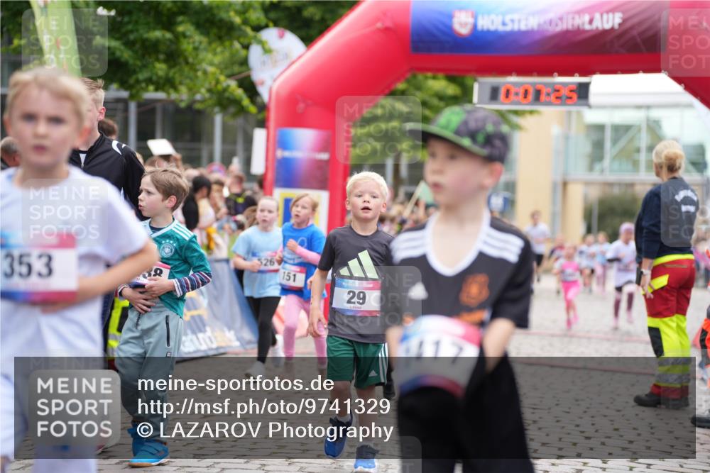 12.06.2026 - Holstenköstenlauf LAZAROV Photography http://msf.ph/oto/9741329 12.06.2026 15:37:27 Laufen 526, 353, 151, 29, 1417, 32, 65, 358, 526, 780, 1141, 1143, 1415, 1500 meine-sportfotos.de